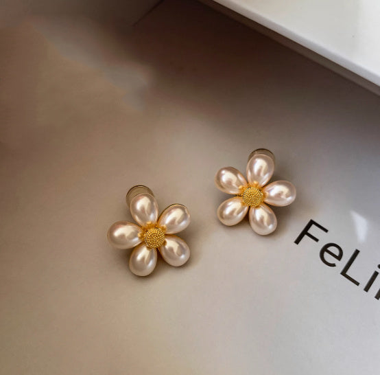 Sterling Silver Flower Pearl Earrings