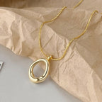 Irregular Circle Necklace