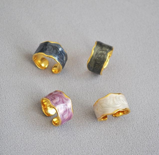 Adjustable Band Pearl Ring