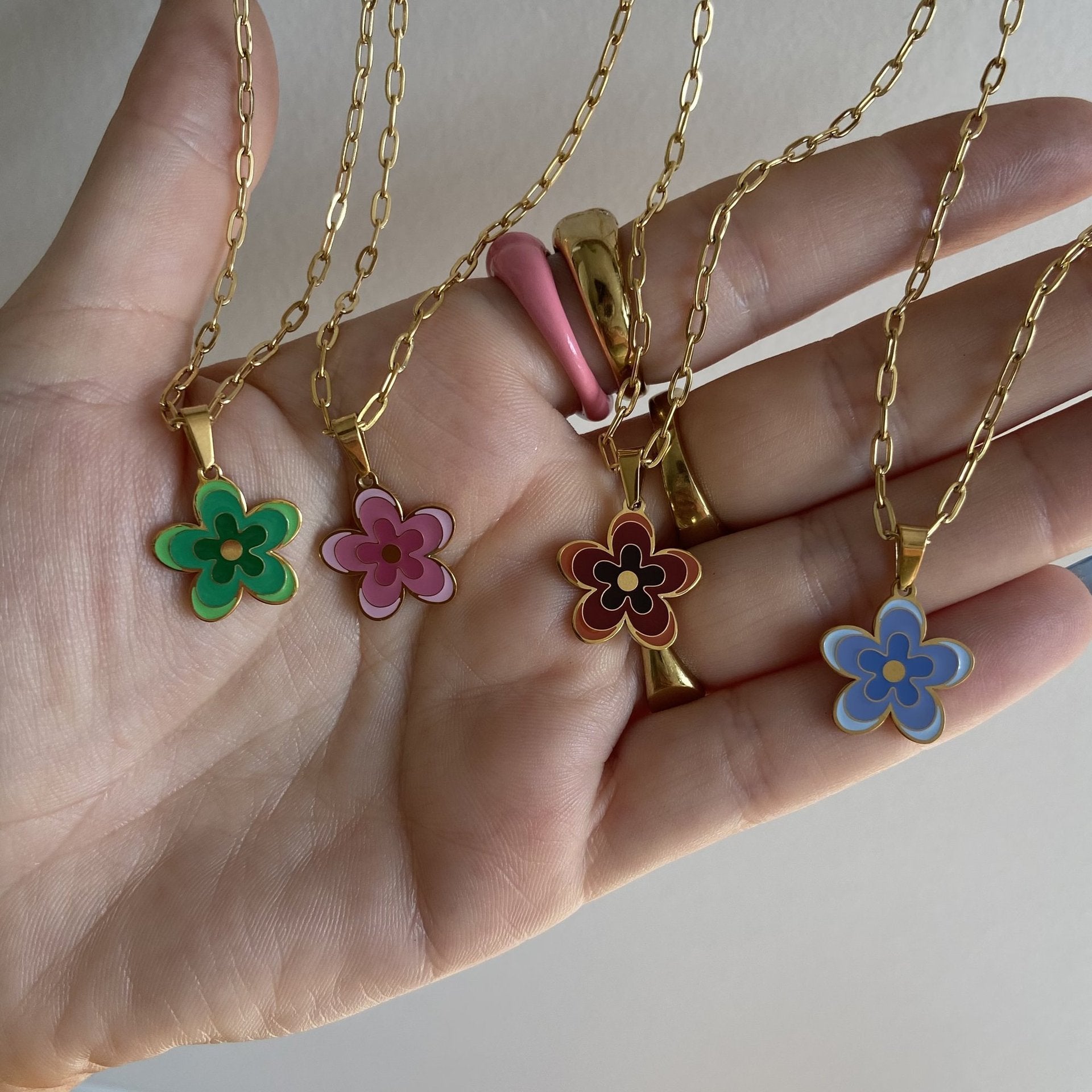 Bold Colorful Flower Pendant Necklace