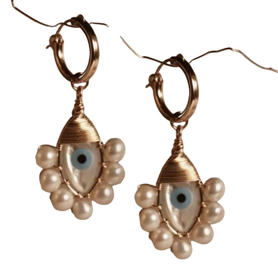 Eye Pearl Earrings