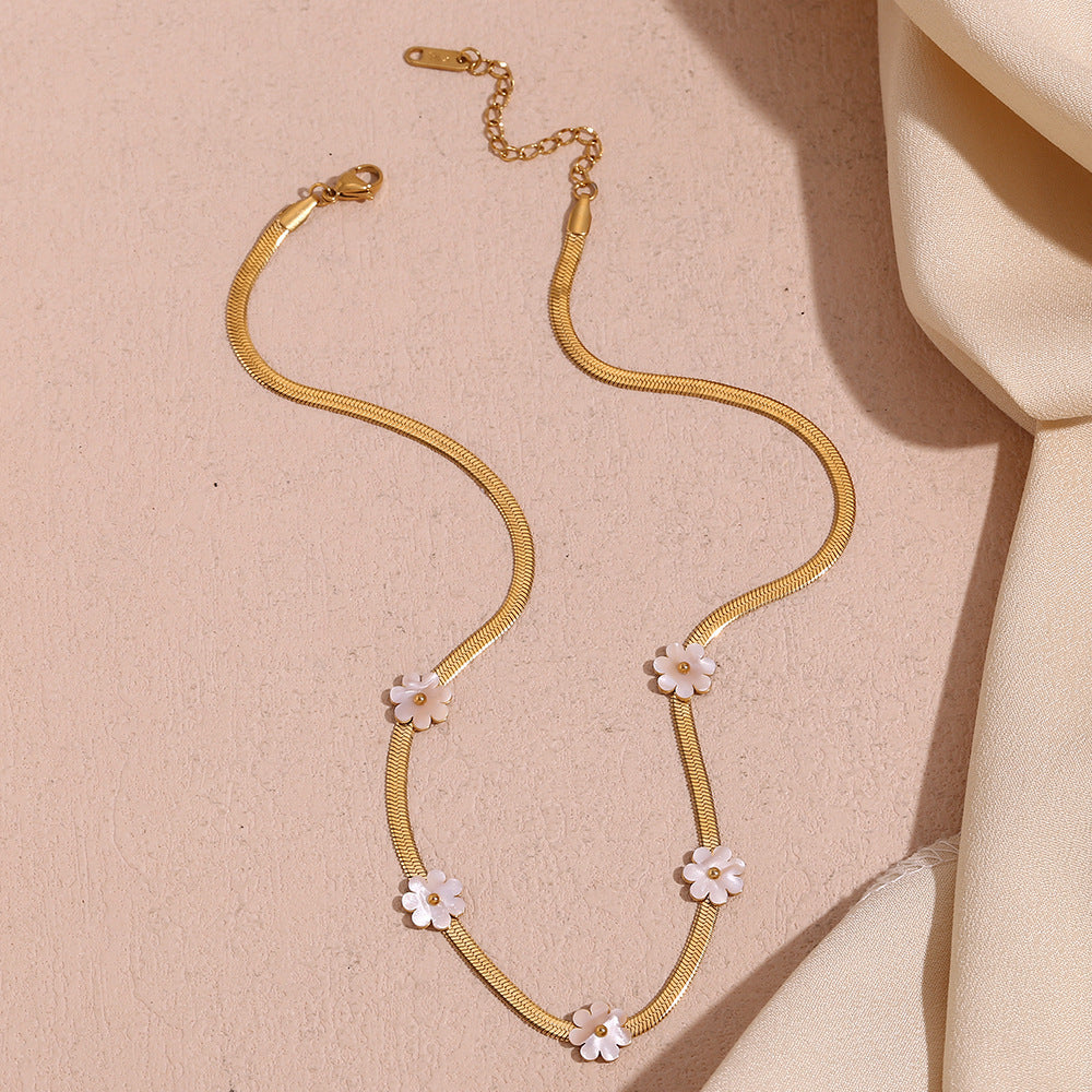 Gold Blade Flower Chain Necklace