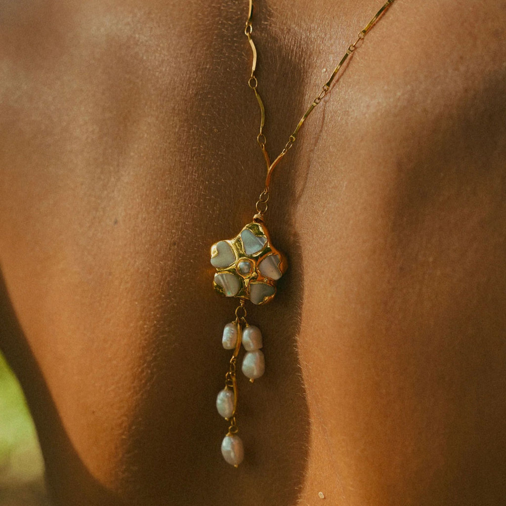 Freshwater Flower Pearl Necklace