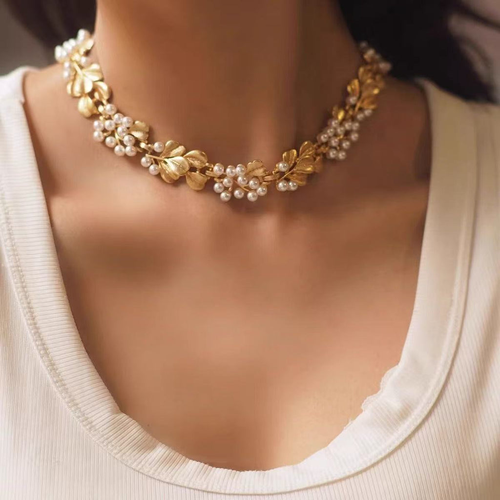 Pearly Leaf Necklace
