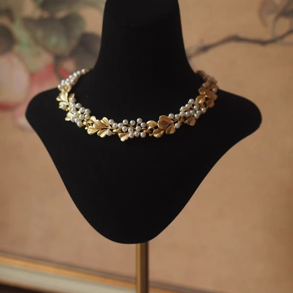 Pearly Leaf Necklace