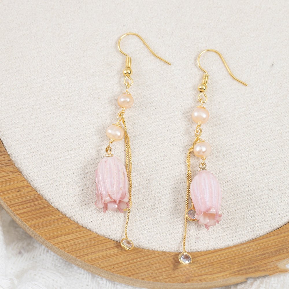 Natural Bell Pearl Earrings