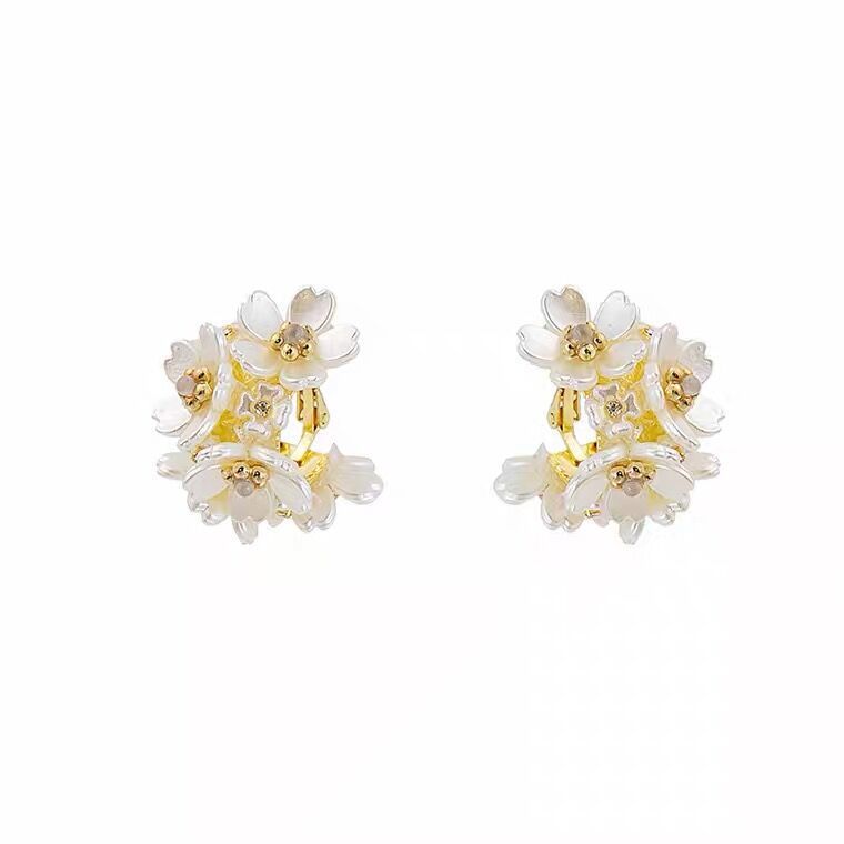 Elegant Flower Earrings