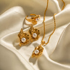 Gold-plated Pearl Flower Earrings