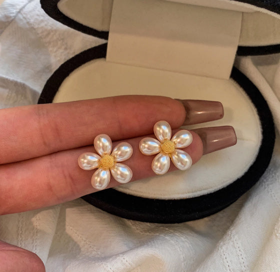 Sterling Silver Flower Pearl Earrings