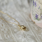 Delicate Flower Pendant Necklace