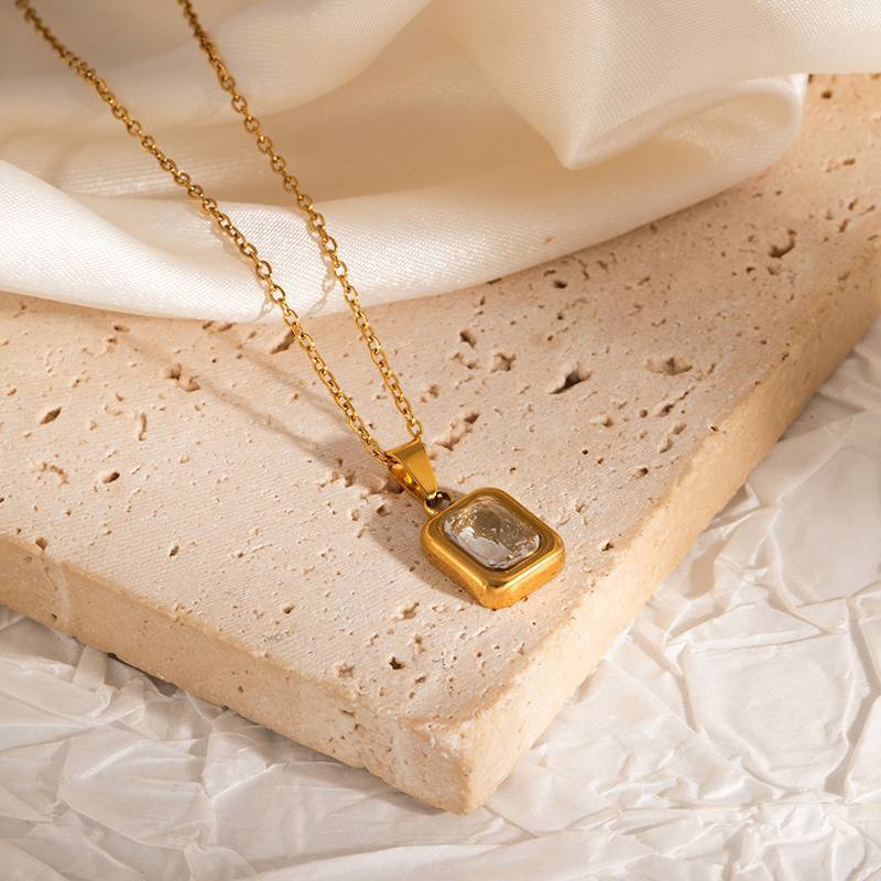 Clavicle Zircon Chain Necklace