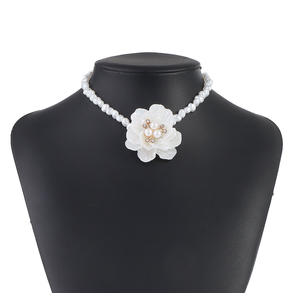 Camellia Pearl Necklace