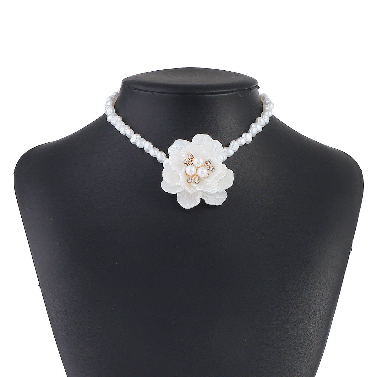 Camellia Pearl Necklace